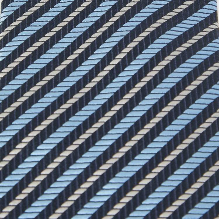Pre Owned Ermenegildo Zegna Premium Navy Blue Diagonal Striped Silk Tie