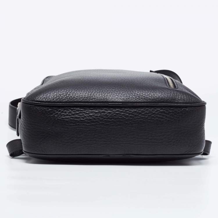 Pre Owned Ermenegildo Zegna Black Pebble Leather Front Zip Backpack
