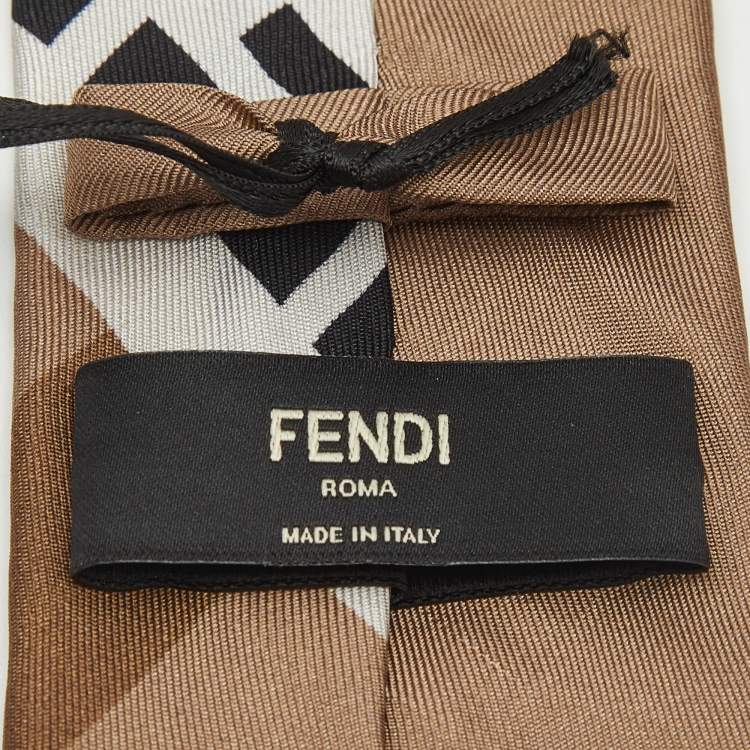 Pre Owned Fendi Brown Made in Fendi Print Silk Tie