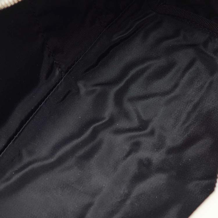 Pre Owned Fendi White Leather Travel Toiletry Case