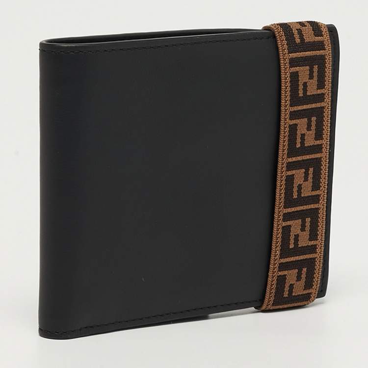 مملوكة مسبقًا Fendi Zucca Strap Black Leather Bifold Wallet