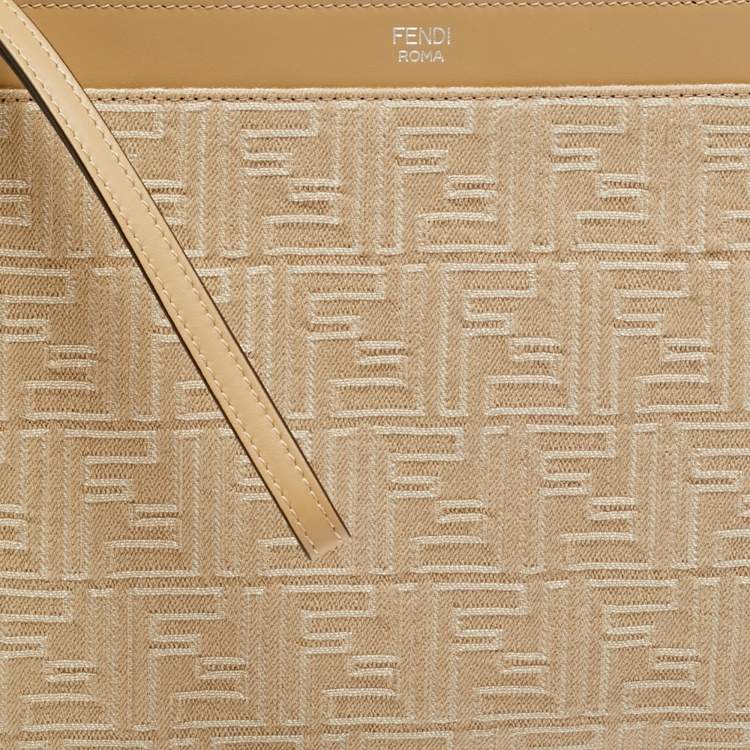 مملوكة مسبقًا Fendi Medium Beige FF Jacquard Canvas Flat Pouch
