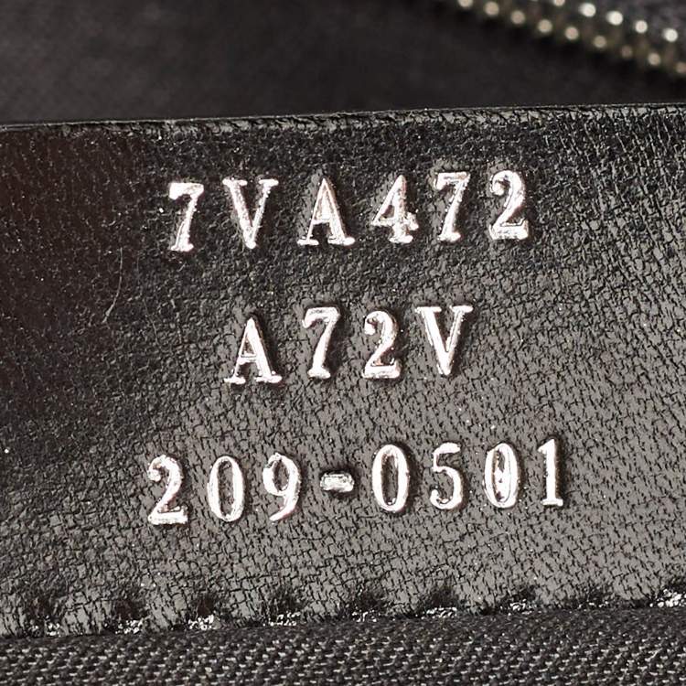 Pre Owned Fendi Black Zucca Embossed Leather Baguette Convertible Bag