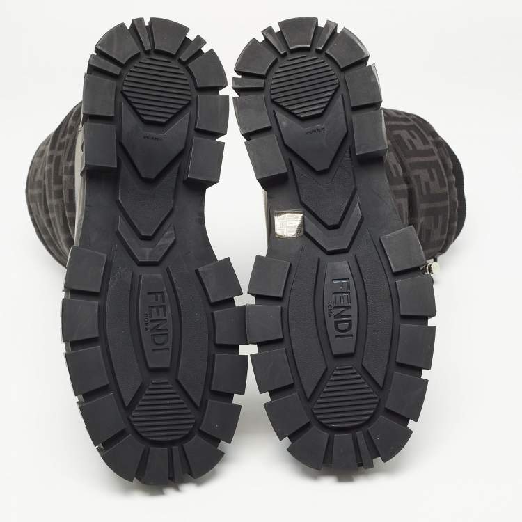 Pre Owned Fendi Black Fabric and Leather Snow Boots Size 42