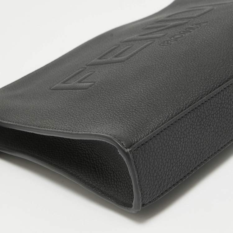 Pre Owned Fendi Black Leather Roma Flat Pouch