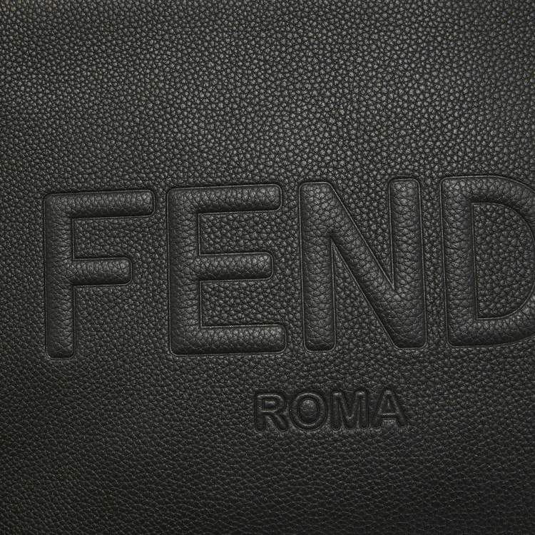 Pre Owned Fendi Black Leather Roma Flat Pouch