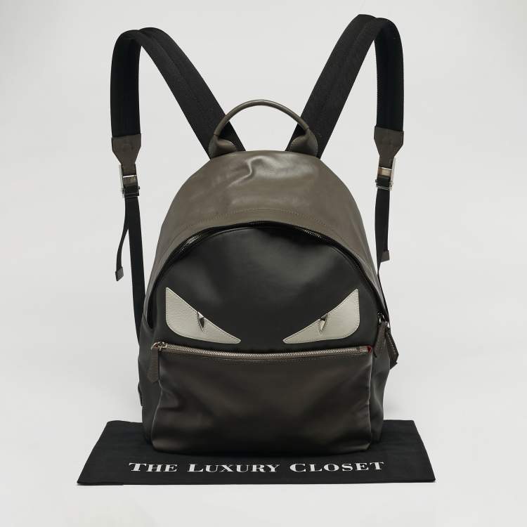 مملوكة مسبقًا حقيبة ظهر فندي دولسي مونستر آيز مدورة جلد ونايلون رمادي/أسود