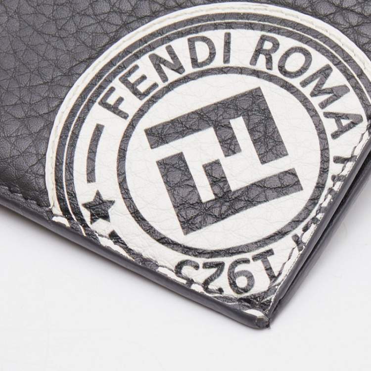 Pre Owned Fendi Grey Leather Zip Card Holder