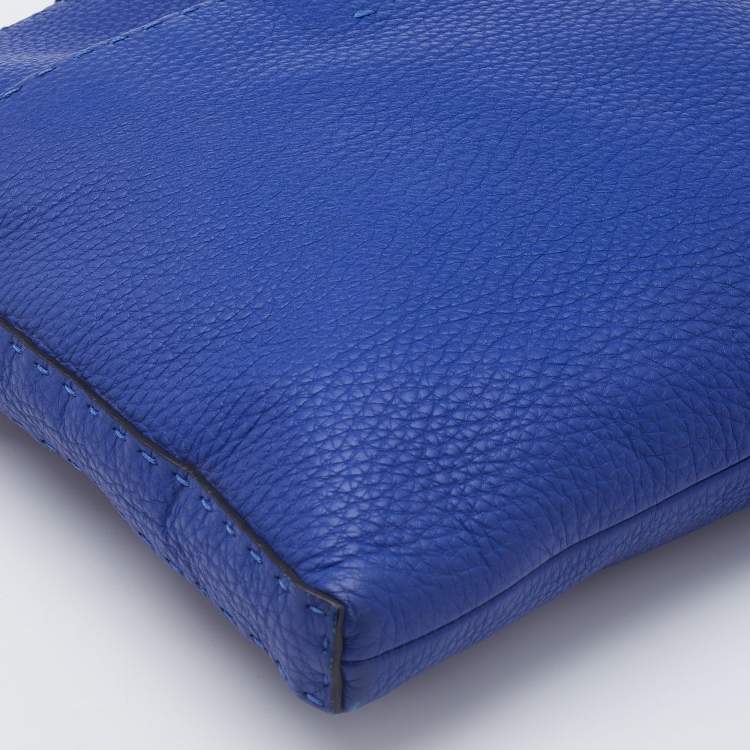 Pre Owned Fendi Blue Seleria Leather Zip Messenger Bag