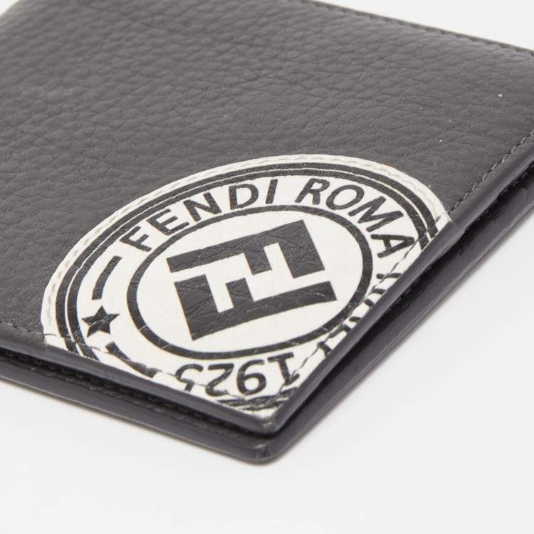 Pre Owned Fendi Grey Leather Roman Bifold Wallet
