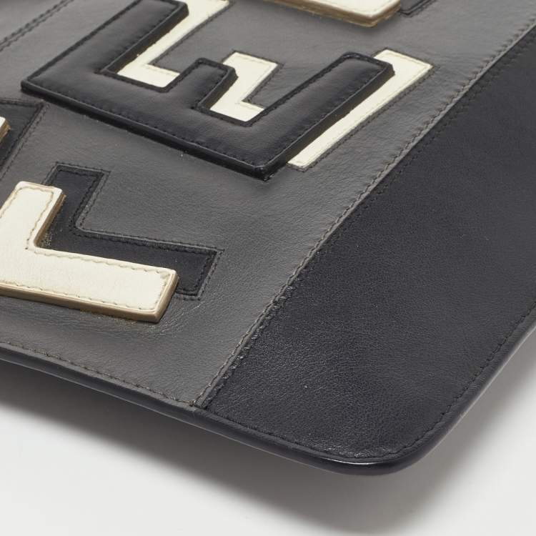 Pre Owned Fendi Black Leather Vocabulary 3D Logo Zip Pouch