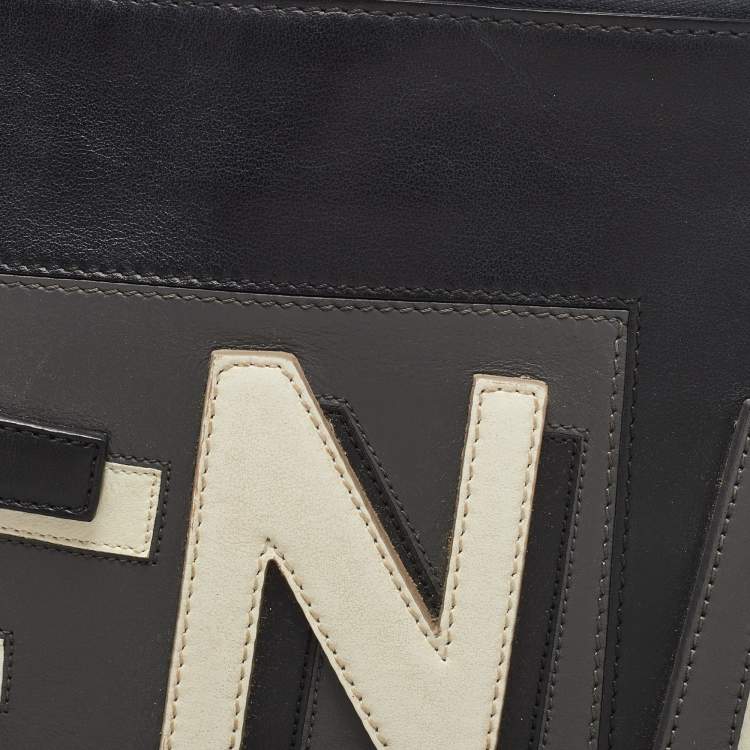 Pre Owned Fendi Black Leather Vocabulary 3D Logo Zip Pouch