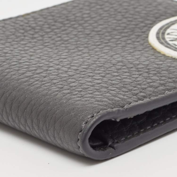 Pre Owned Fendi Grey Leather Roman Bifold Wallet