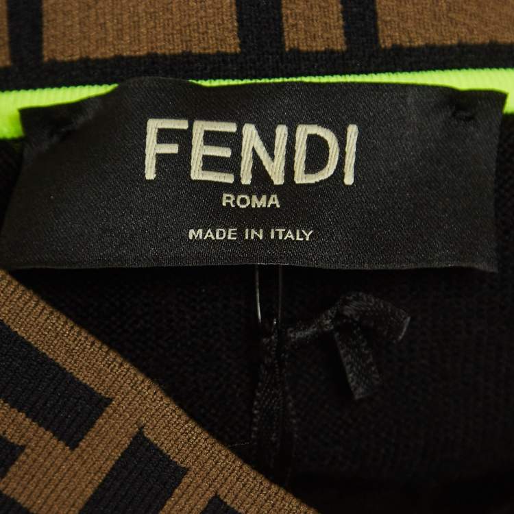 Pre Owned Fendi Black Wool Logo Neck Detail Jumper M
