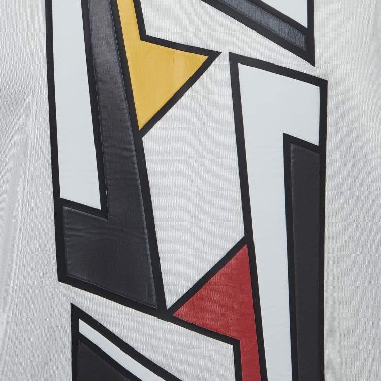 Pre Owned Fendi White Logo Patch Knit Round Neck Pullover L