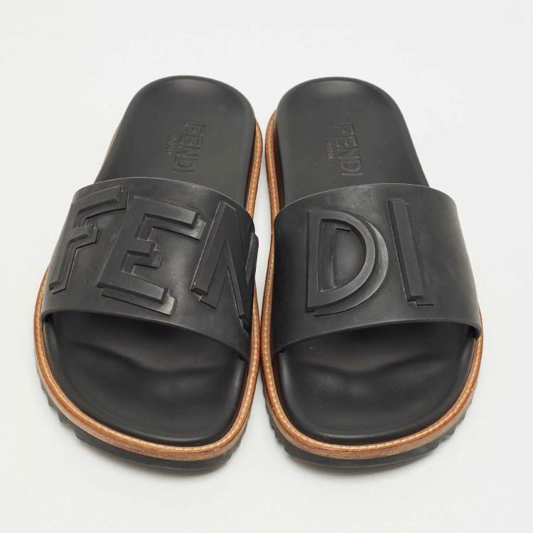 Pre Owned Fendi Black Rubber FF Logo PPool Slides Size 41