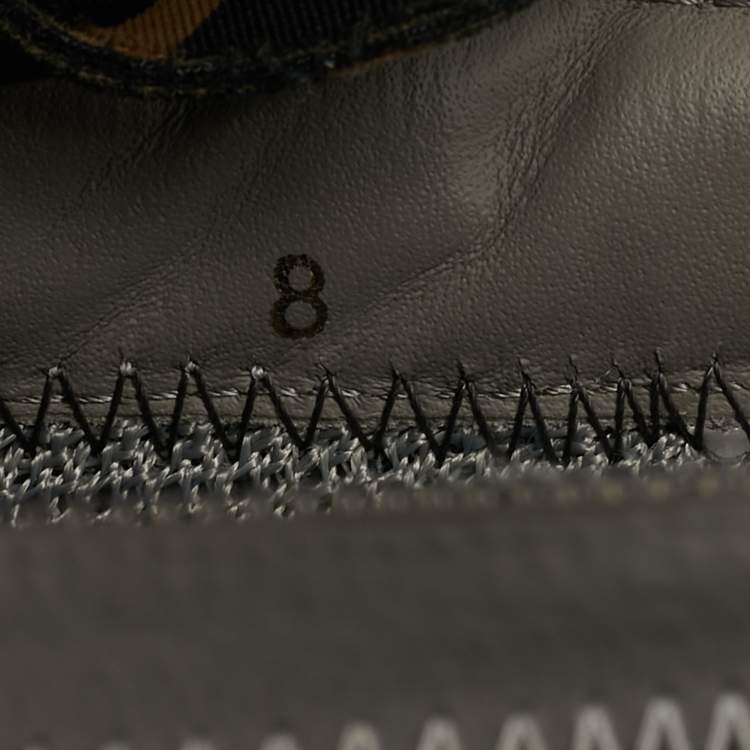 Pre Owned Fendi Flow Size 42 FF Grey Fabric and Leather Low Top Sneakers