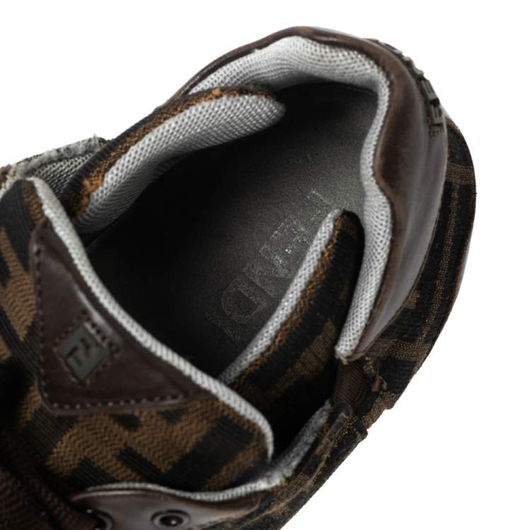 مملوكة مسبقًا Fendi Brown Zucca Canvas and Leather Trim Low Top Sneakers Size 41