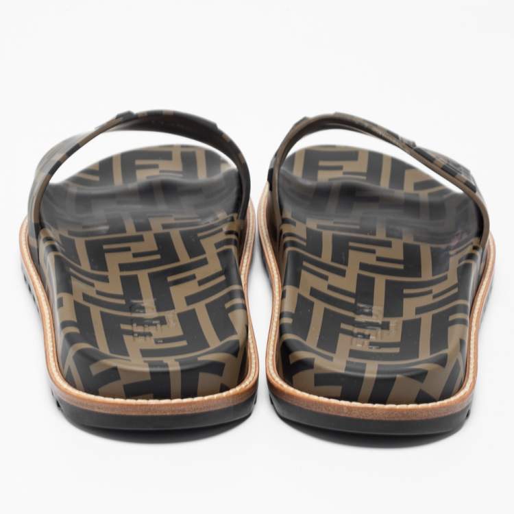 Pre Owned Fendi Brown/Black Rubber Raised Logo Detail Pool Slide Sandals Size 42