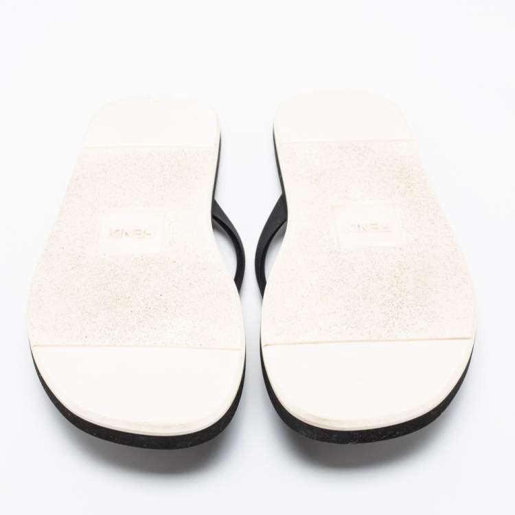 Pre Owned Fendi Black/Olive Green Rubber Thong Flats Size 41