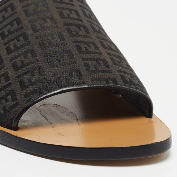 Pre Owned Fendi Black Zucca Canvas Slides Size 44.5 