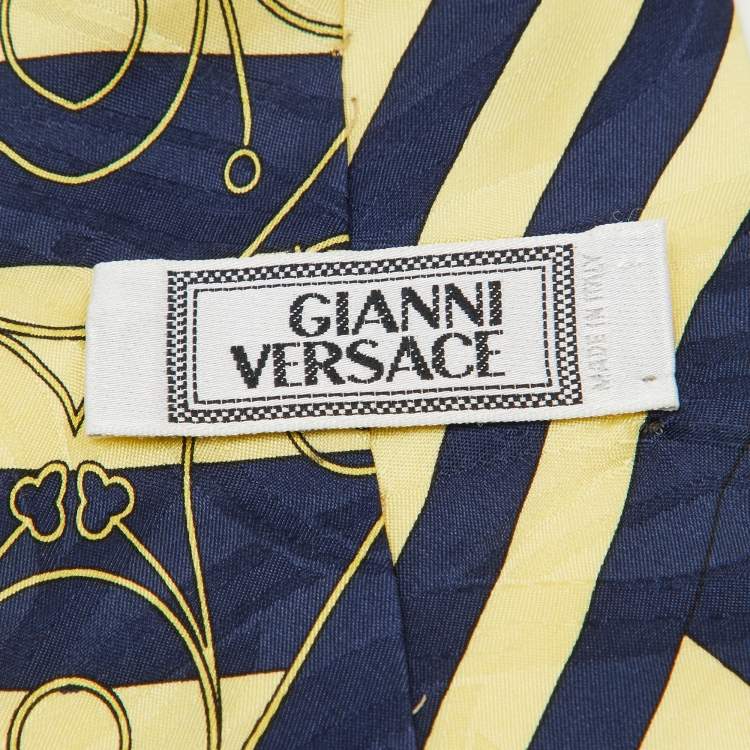 Pre Owned Gianni Versace Vintage Yellow/Blue Print Silk Traditional Tie