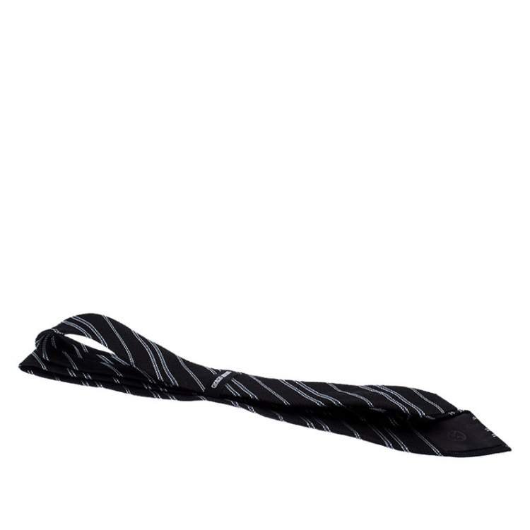 Pre Owned Giorgio Armani Black Diagonal Striped Silk Jacquard Classic Tie