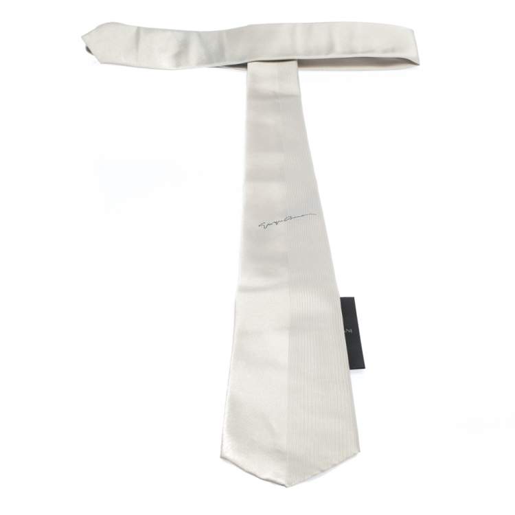 Pre Owned Giorgio Armani Pale Grey Textured Silk Narrow Tie