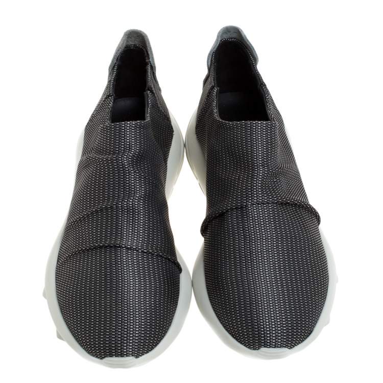 Pre Owned Giorgio Armani Grey Fabric and Suede Low Top Sneakers Size 41