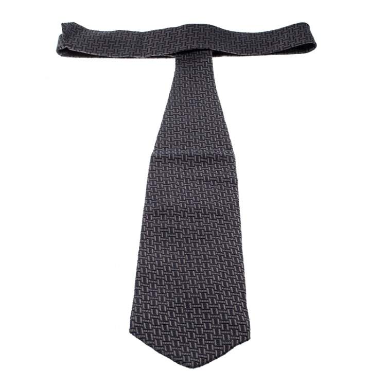 Pre Owned Giorgio Armani Vintage Textured Silk and Wool Jacquard Traditional Tie