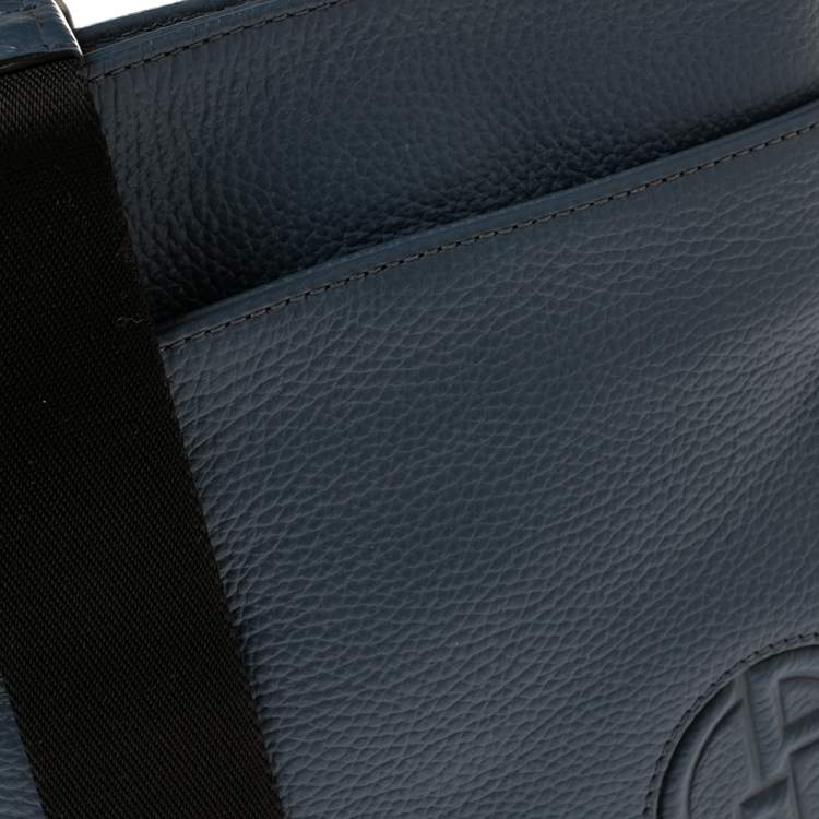 Pre Owned Giorgio Armani Ash Blue Leather Piattina Messenger Bag