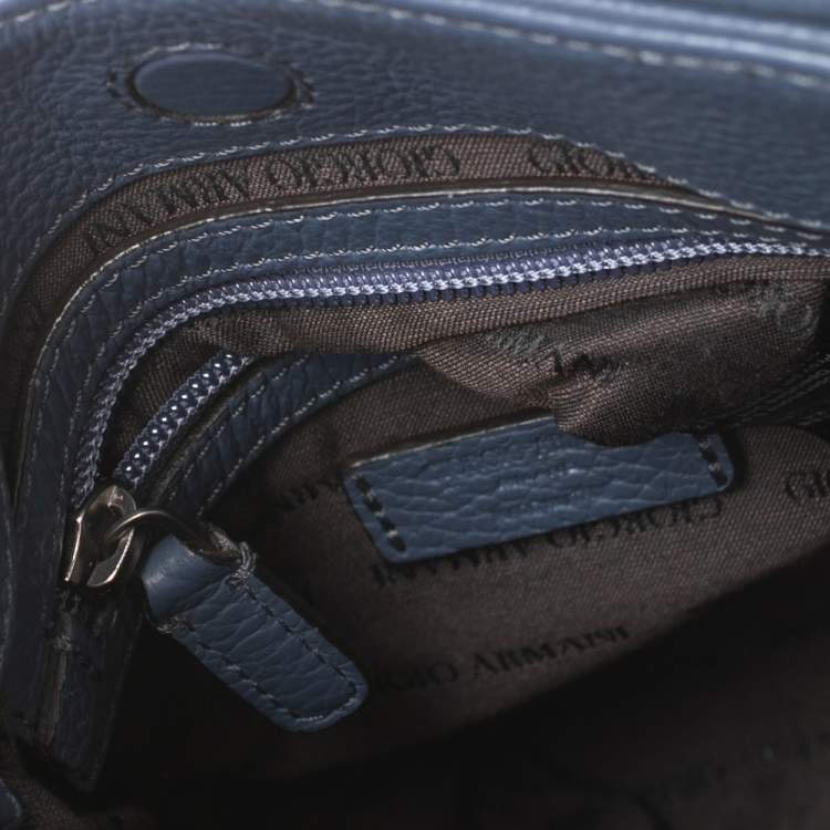 Pre Owned Giorgio Armani Ash Blue Leather Piattina Messenger Bag