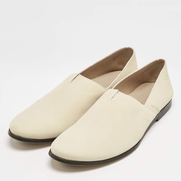 Pre Owned Giorgio Armani Cream Leather Slip On Loafers Size 42