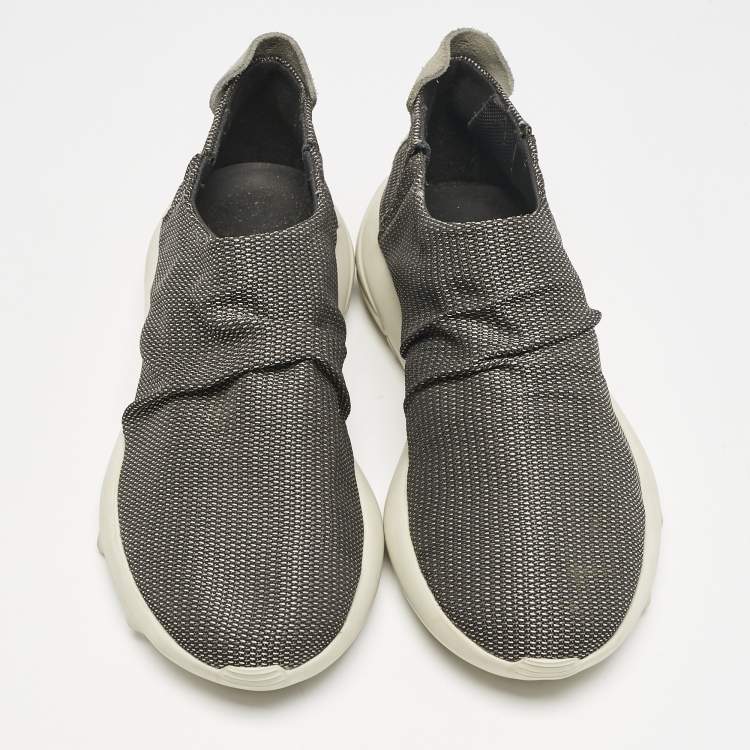 Pre Owned Giorgio Armani Grey/White Fabric and Suede Low Top Sneakers Size 41