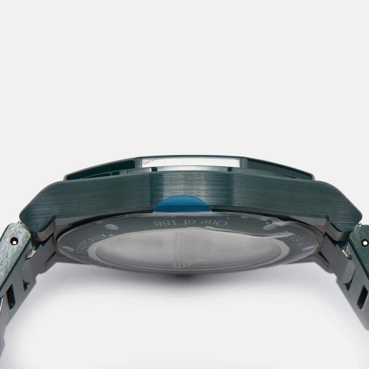 Pre Owned Girard Perregaux Green Ceramic Titanium Laureto Aston Martin Edition 81005-32-3080-1CX Men's Wristwatch 38 mm
