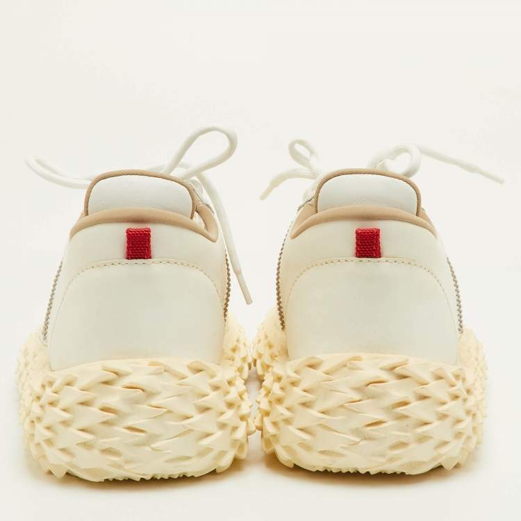 مملوكة مسبقًا Giuseppe Zanotti Urchin Size 42 Off White Leather and Mesh Low Top Sneakers