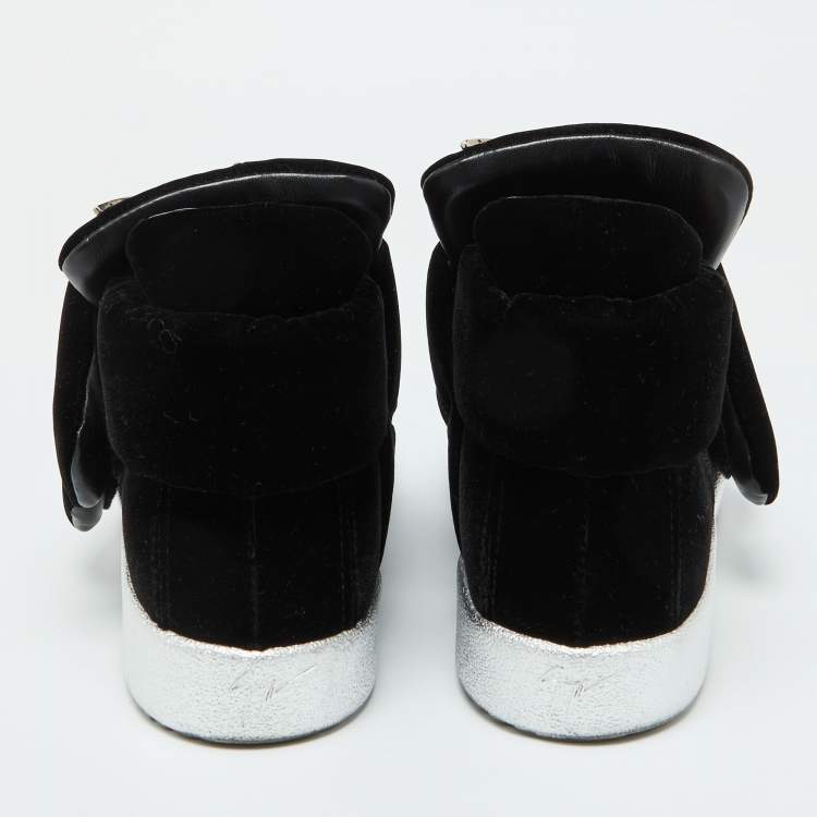 Pre Owned Giuseppe Zanotti Black Velvet Double Velcro Strap High Top Sneakers Size 43