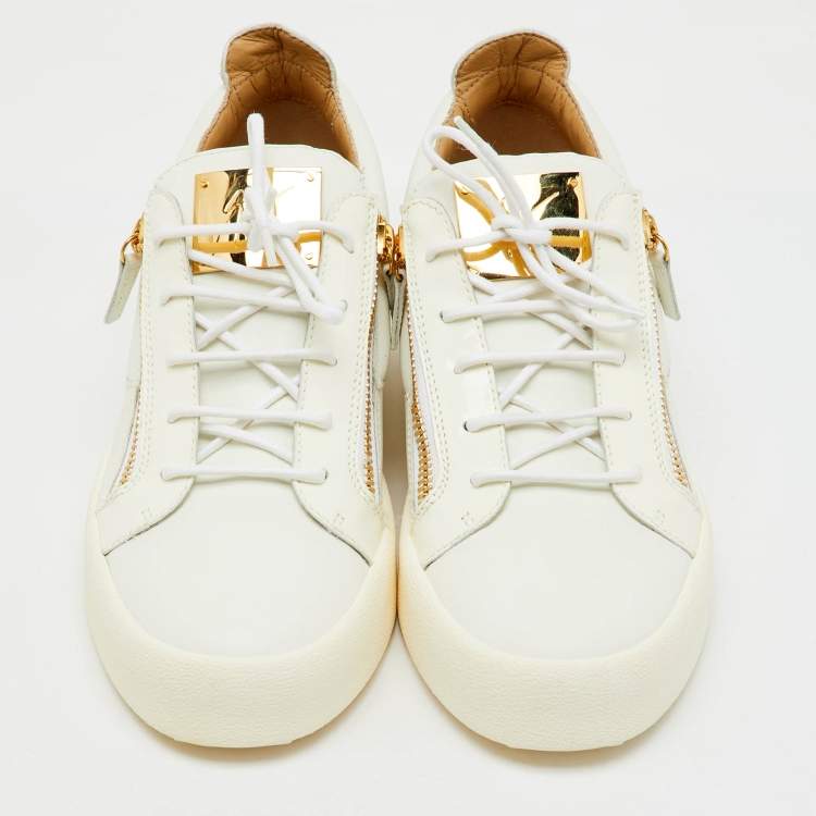 Pre Owned Giuseppe Zanotti White Leather and Patent Leather Double Zip Low Top Sneakers Size 44