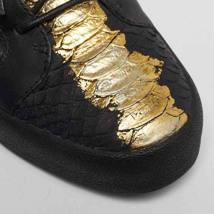 Pre Owned Giuseppe Zanotti London Size 42 Black/Gold Python Embossed Leather Lace Up Sneakers