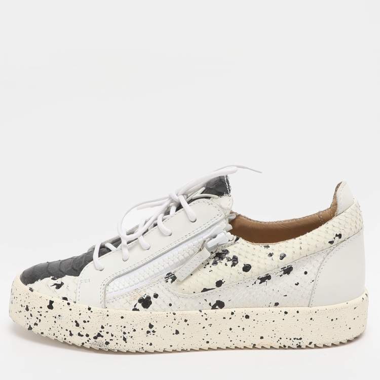 مملوكة مسبقًا Giuseppe Zanotti Frankie Size 41 White/Black Python Embossed Leather Low Top Sneakers