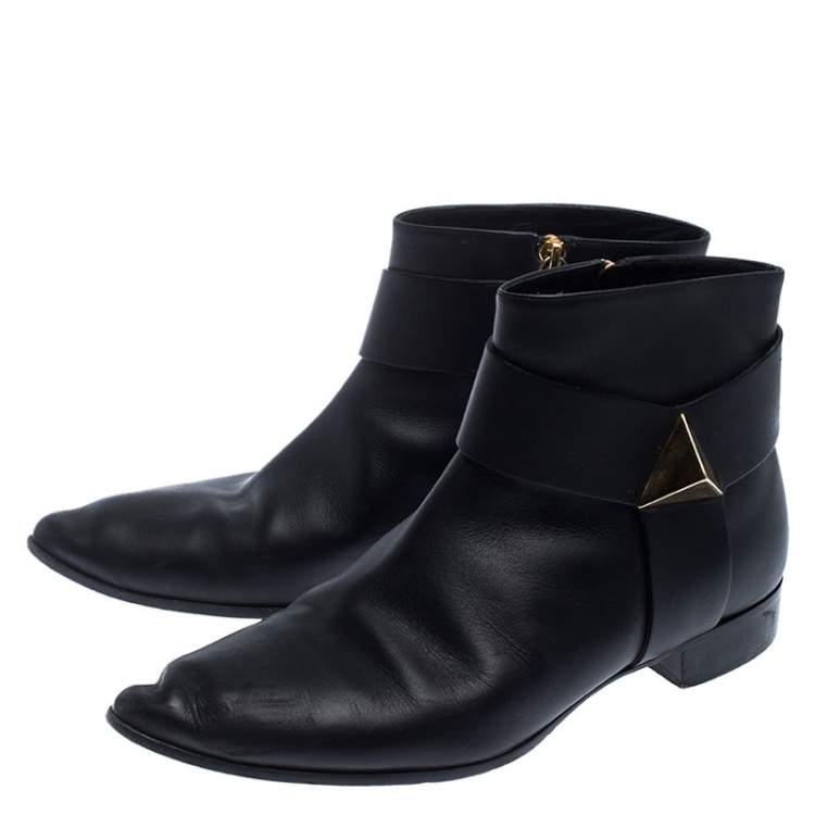 Pre Owned Giuseppe Zanotti Black Leather Pyramid Stud Ankle Boots Size 41.5