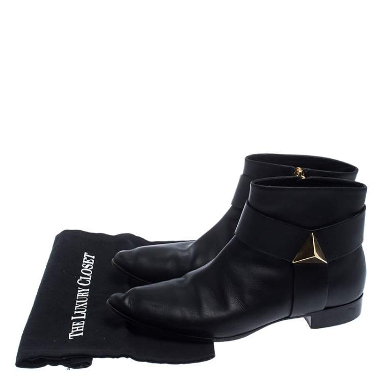 Pre Owned Giuseppe Zanotti Black Leather Pyramid Stud Ankle Boots Size 41.5