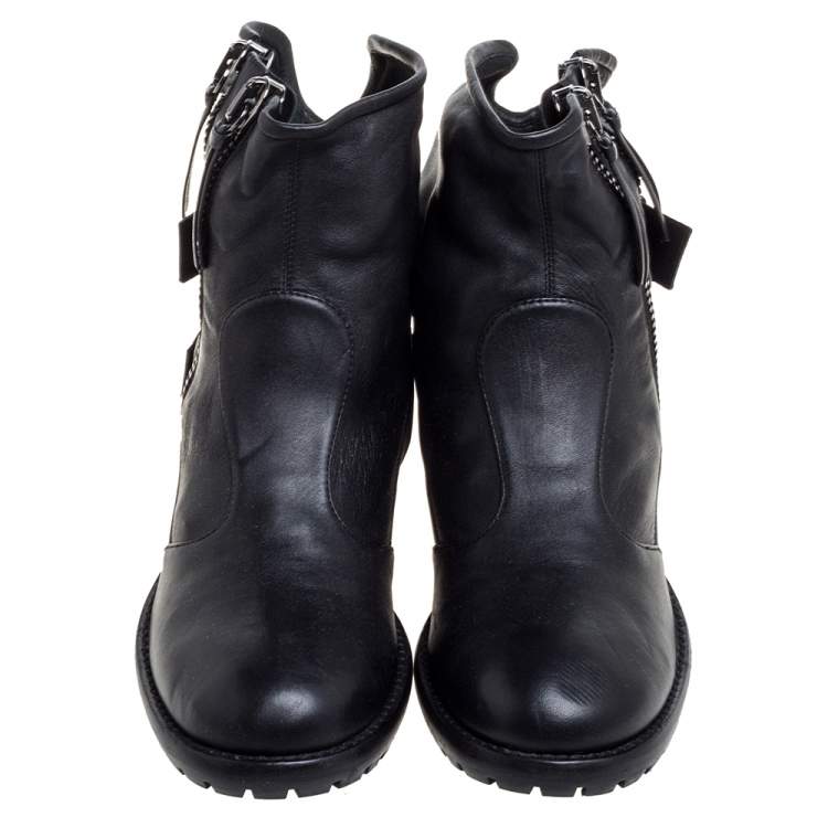 Pre Owned Giuseppe Zanotti Black Leather Buckle Ankle Boots Size 43
