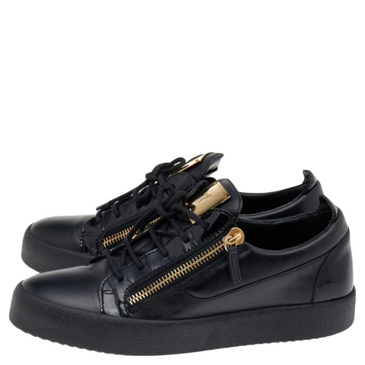 Pre Owned Giuseppe Zanotti Black Leather and Patent Double Zipper Low Top Sneakers Size 42.5
