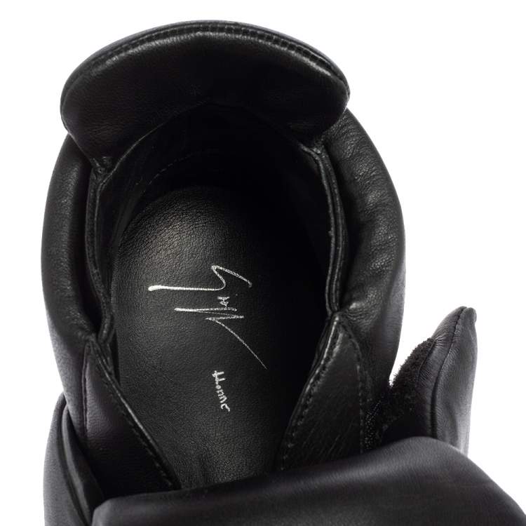 Pre Owned Giuseppe Zanotti Black Leather Double Velcro Strap High Top Sneakers Size 43.5