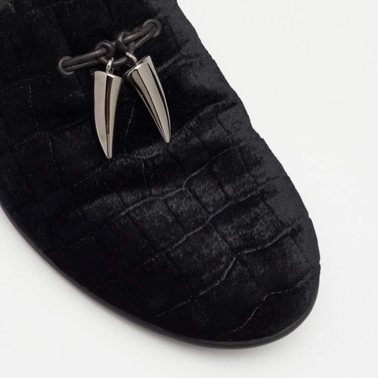 Pre Owned Guiseppe Zanotti Black Croc-Embossed Velvet Horn Tassel Loafer Size 42
