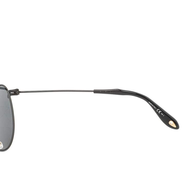 Pre Owned Givenchy Black/Gold GV7057/S Nude Aviator Sunglasses