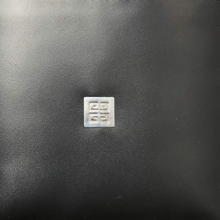 Pre Owned Givenchy Black Glossy Leather Logo Bifold Wallet