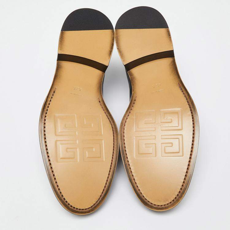 Pre Owned Givenchy Black Patent Leather Derby 42.5