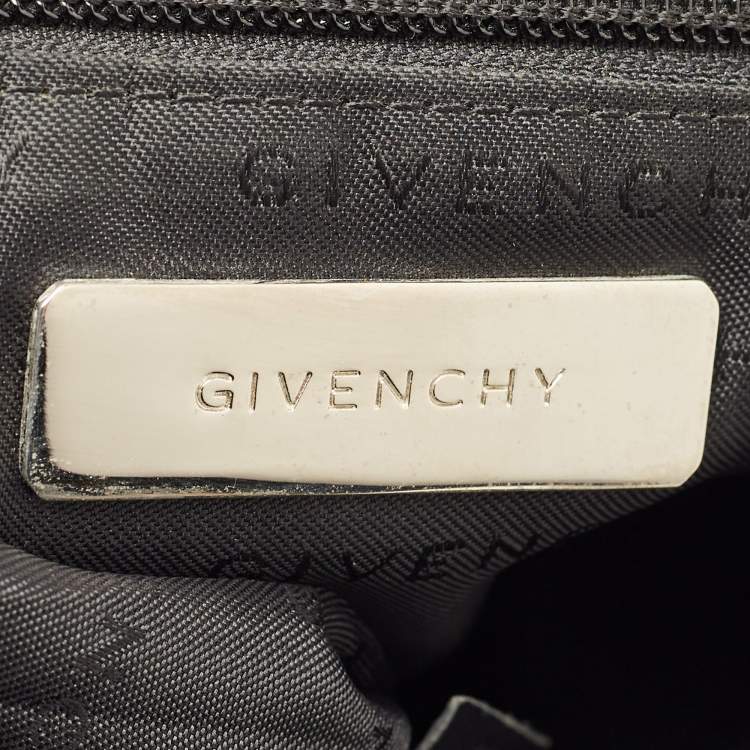 مملوكة مسبقًا Givenchy Black Monogram Fabric and Leather Flat Messenger Bag